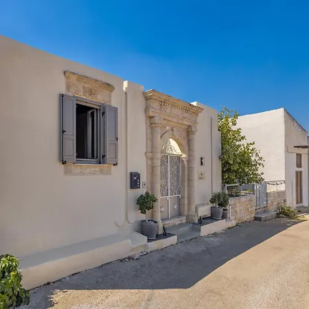 Melitia Traditional House Villa *